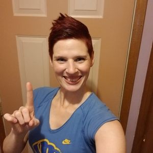 Meet your Posher, Crystal